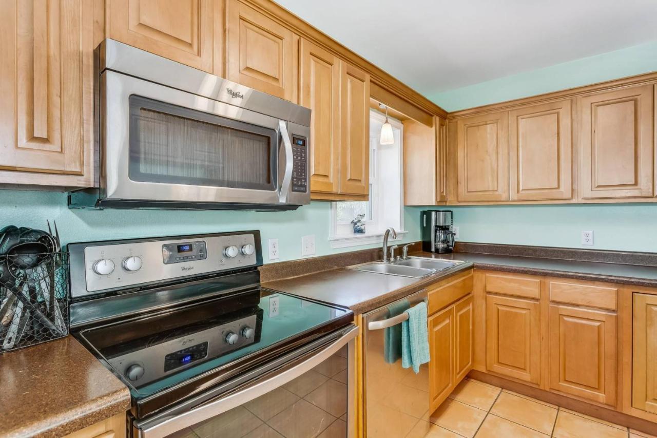 319 Panferio Dr Holiday home *