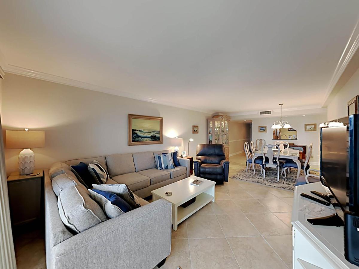 Apartment Regency Towers #304 West Pensacola Beach