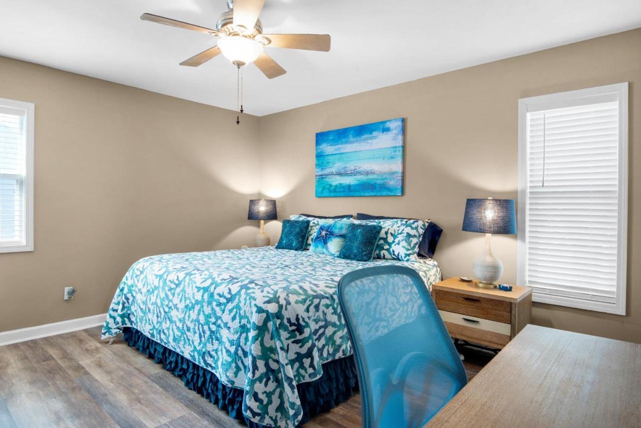 On The Gulf Unit A8 Apartment