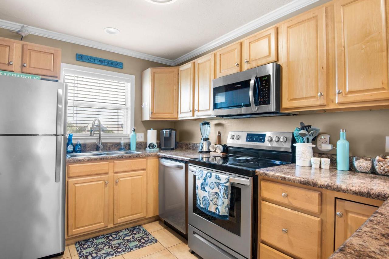 On The Gulf Unit A8 Apartment *