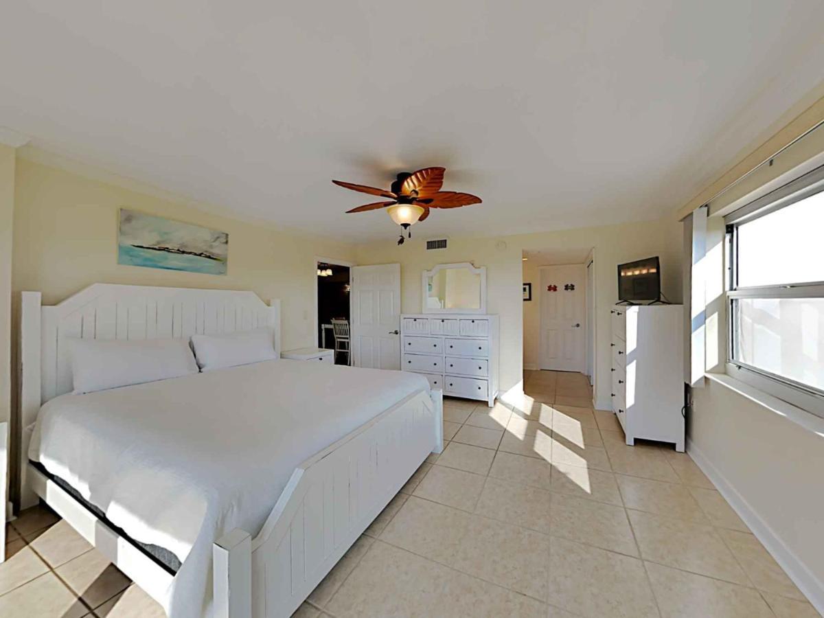 Apartment Regency Towers 104 West Pensacola Beach