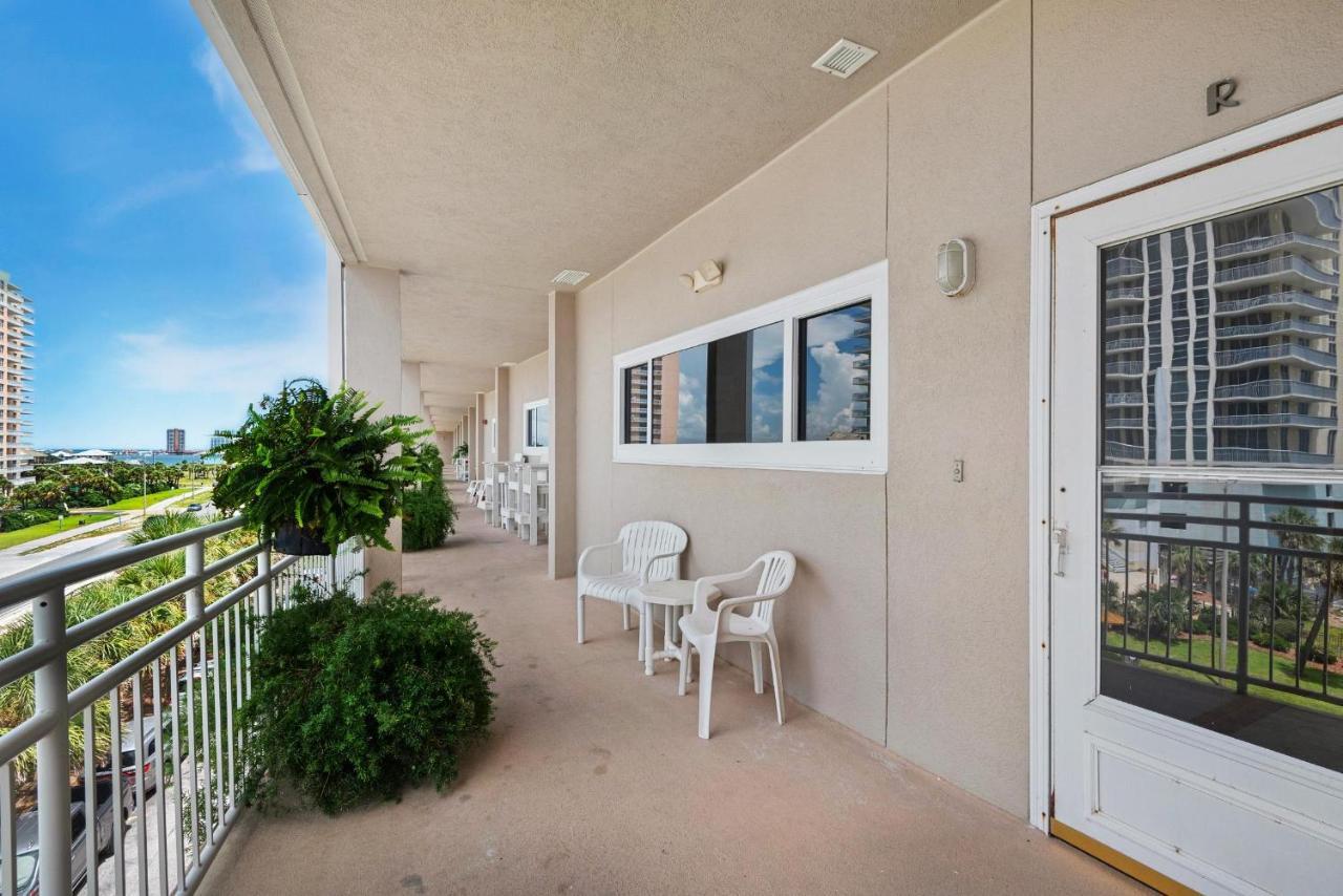 Seahorse Unit R Apartment