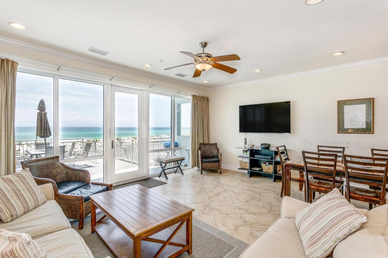 Villa 445 Pickens Rd