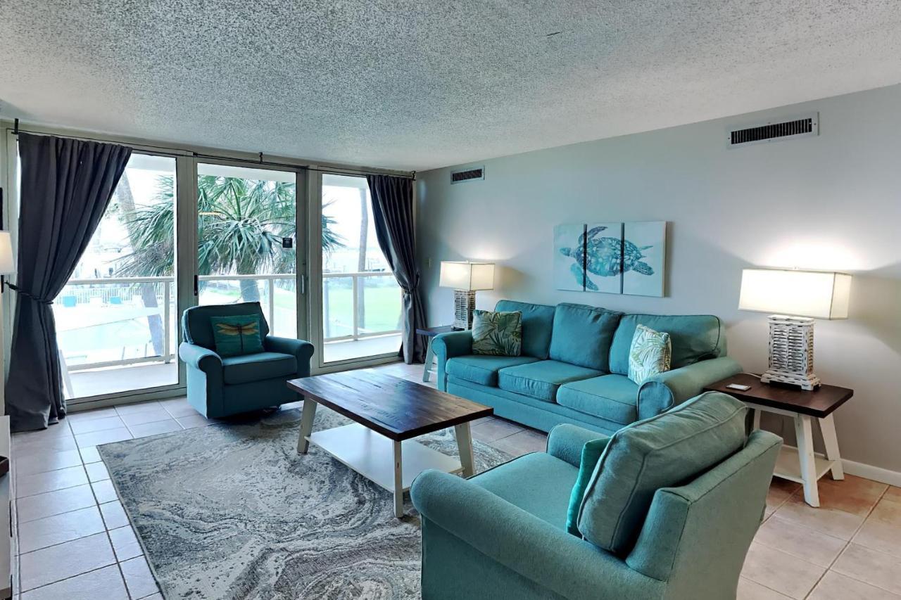 Sabine Yacht & Racquet #1b Apartment *