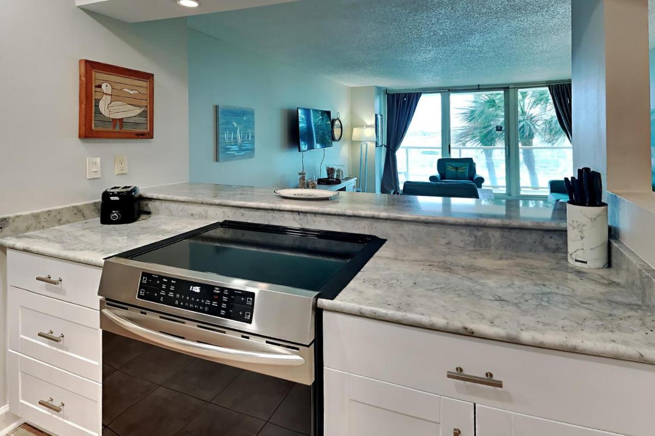 Sabine Yacht & Racquet #1b Apartment *