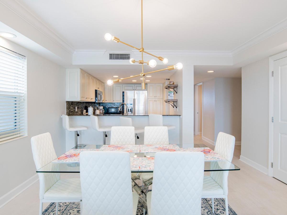 Regency Towers 708 West Apartment *