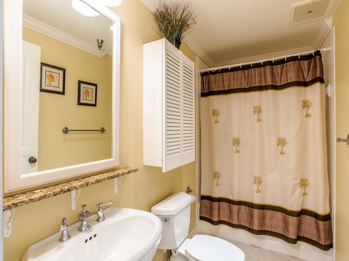 Apartment Emerald Isle #1007