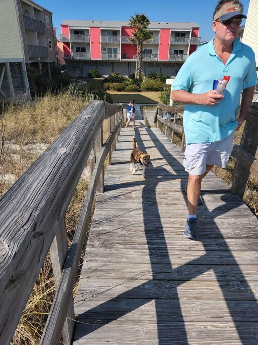 Apartment Quiet 2 Bedroom On Gulf With Pool And Pond *