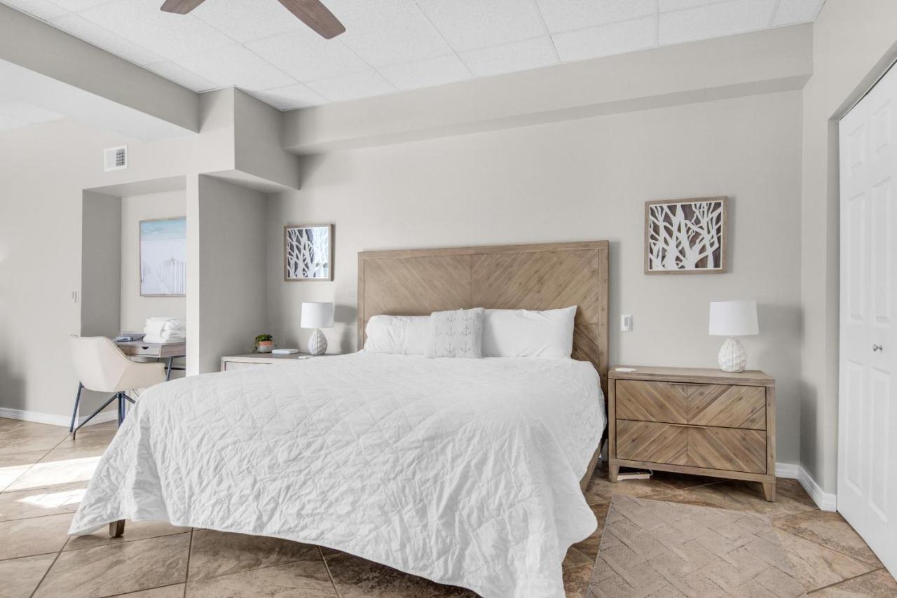 Sans Souci Unit 209 Holiday home Pensacola Beach