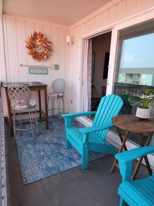 Quiet 2 Bedroom On Gulf With Pool And Pond * Pensacola Beach