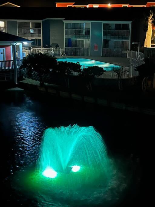 Quiet 2 Bedroom On Gulf With Pool And Pond