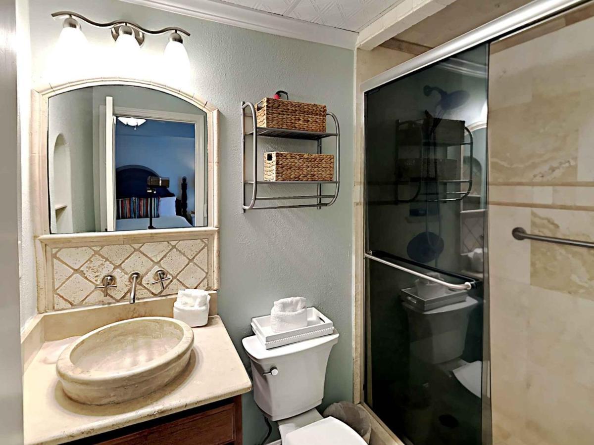 Sans Souci 707 - Just Beachy Apartment