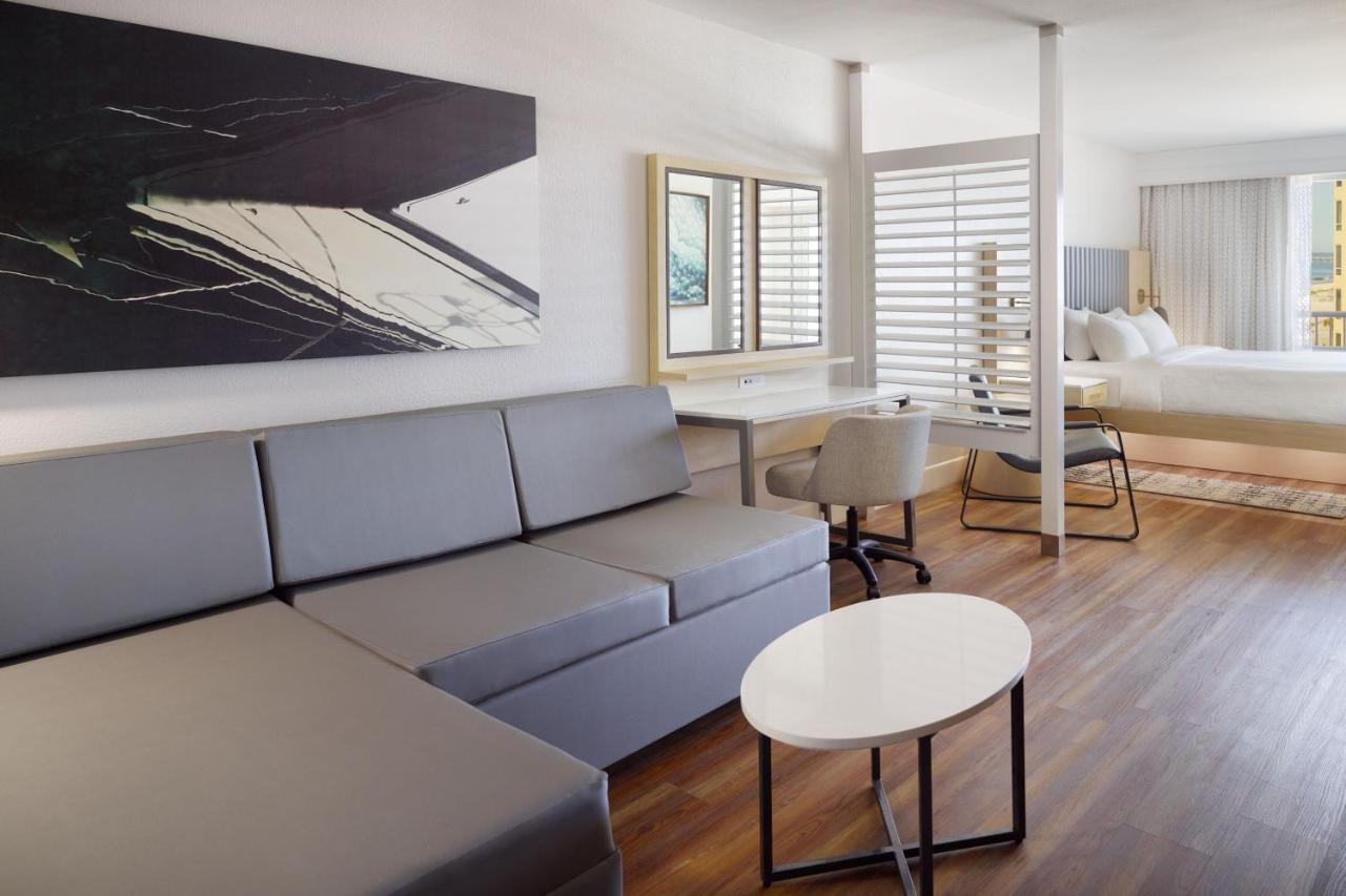 Hotel Springhill By Marriott Pensacola