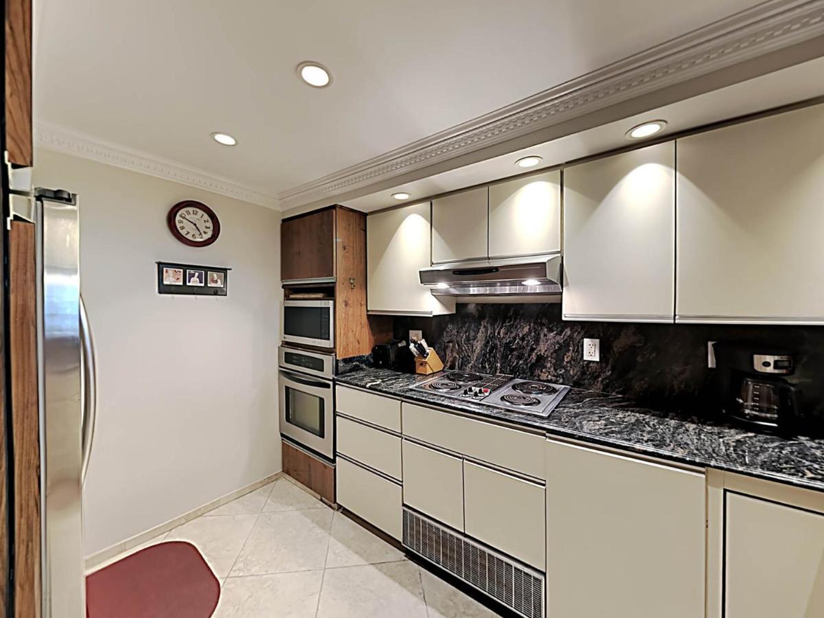 Regency Towers #304 West Apartment *