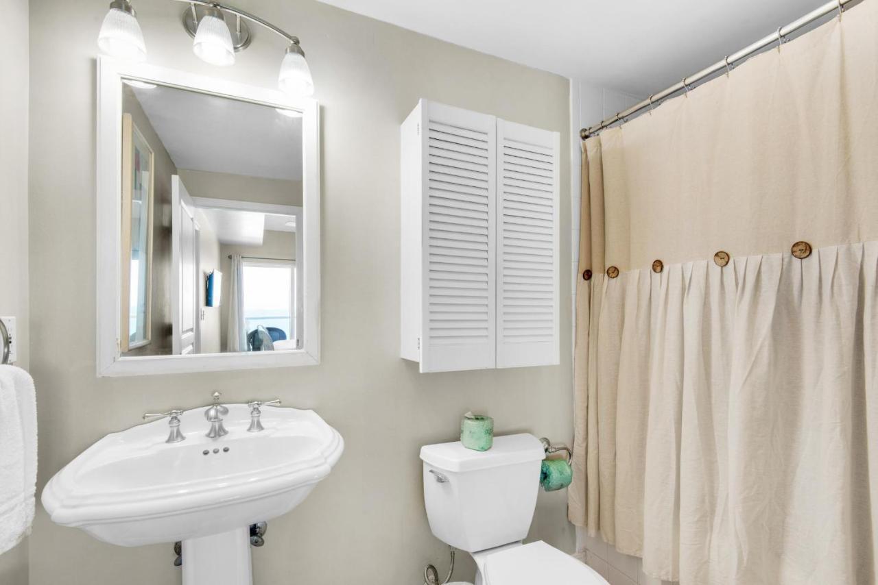 Emerald Isle Unit 704 Pensacola Beach
