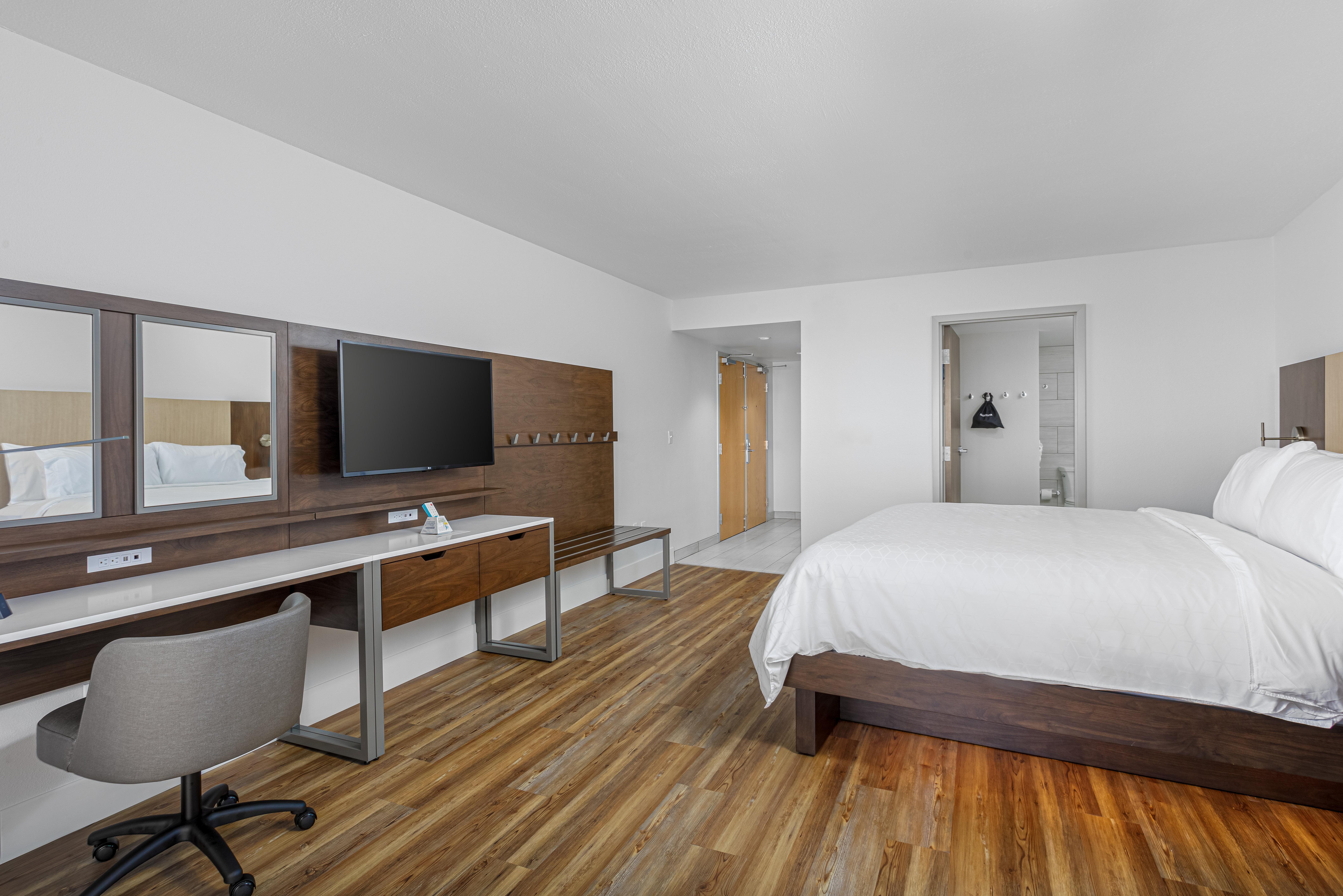Resort Express Pensacola By Ihg 2*