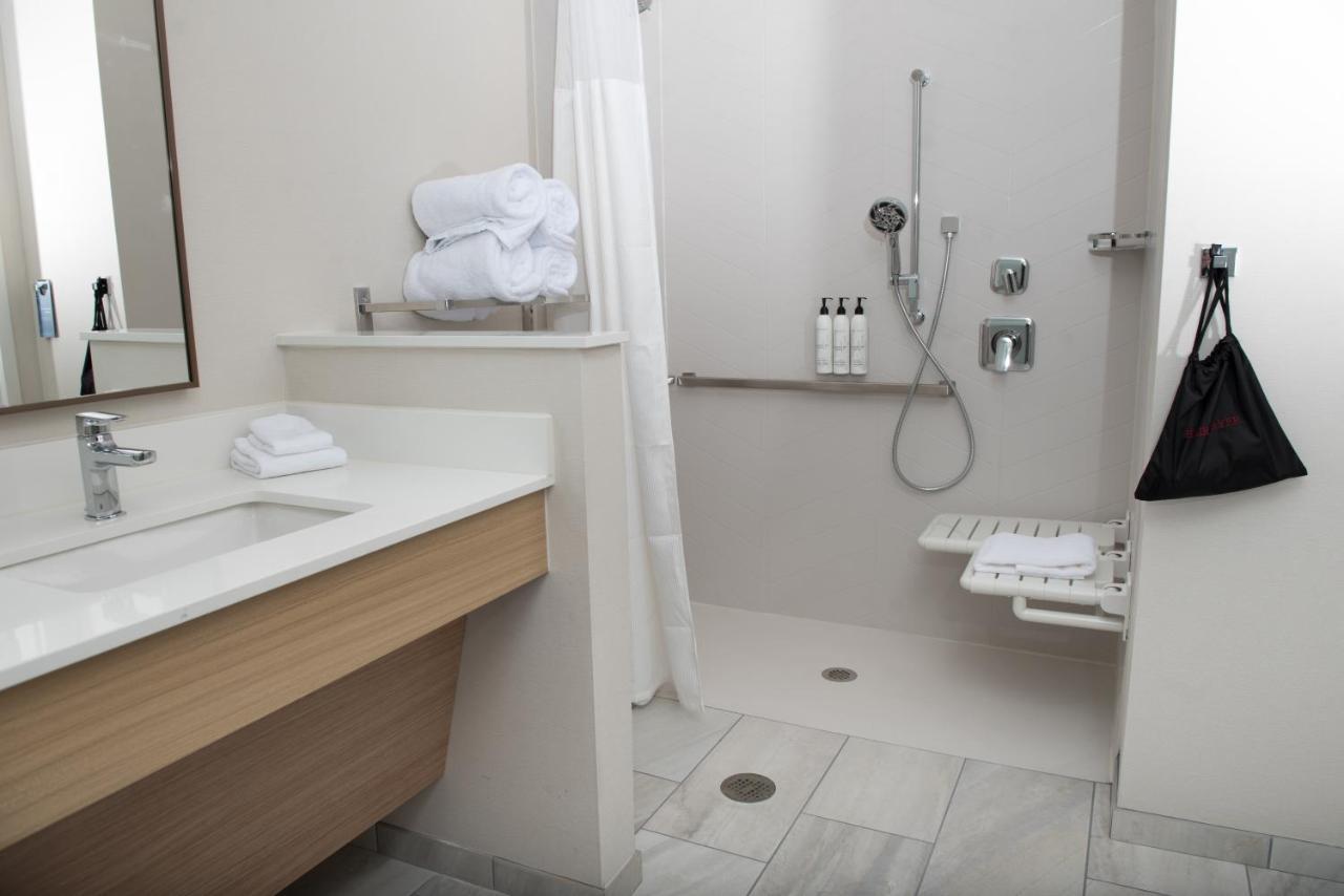 Hotel Fairfield By Marriott & Pensacola