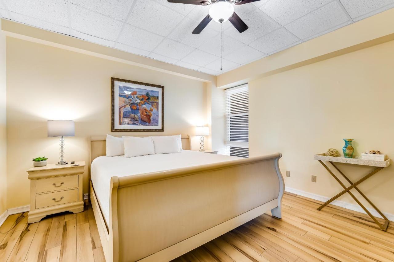 Hotel Sans Souci 208 Pensacola Beach
