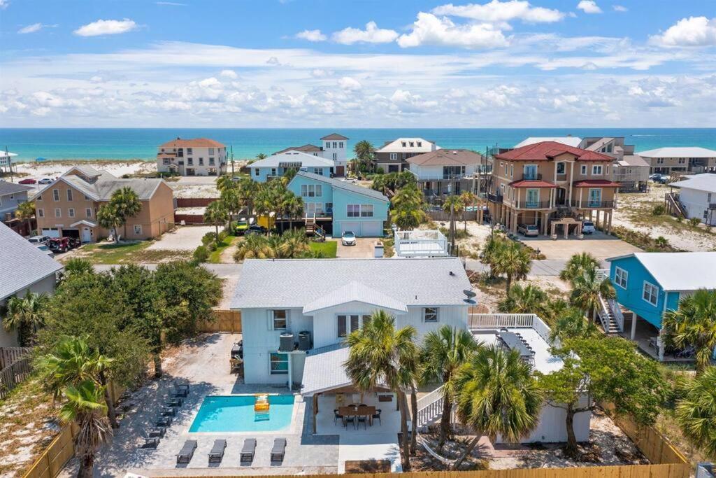 Holiday home The Sunny Side-pensacola Beach, 600 Feet To Gulf, Private/heated Pool, Games, Gear