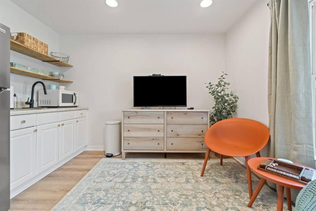 The Sunny Side-pensacola Beach, 600 Feet To Gulf, Private/heated Pool, Games, Gear Holiday home *