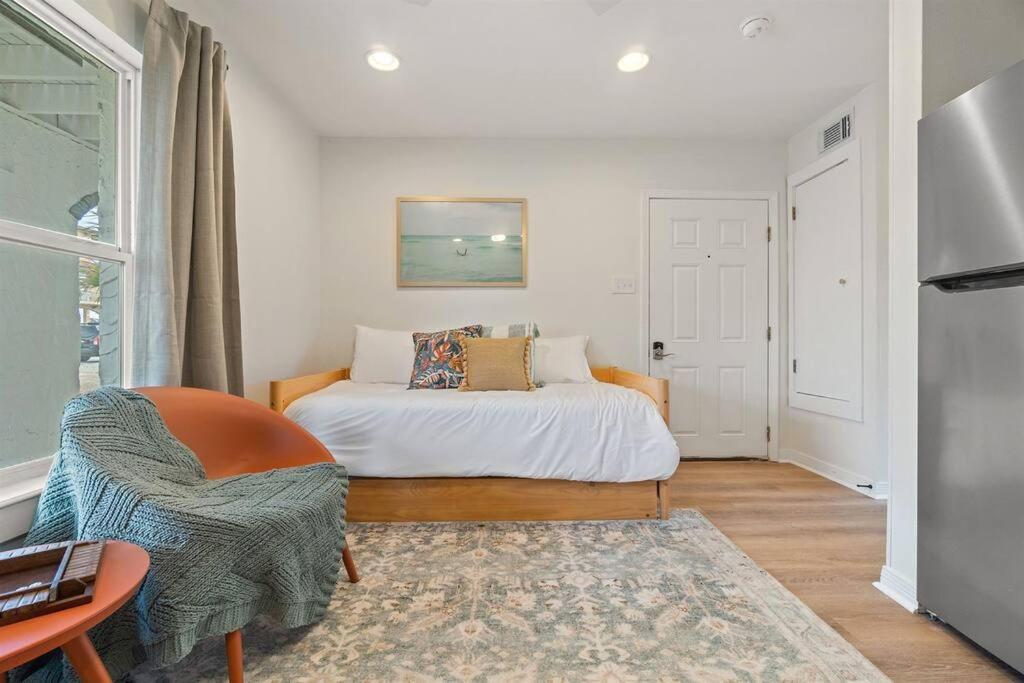 The Sunny Side-pensacola Beach, 600 Feet To Gulf, Private/heated Pool, Games, Gear