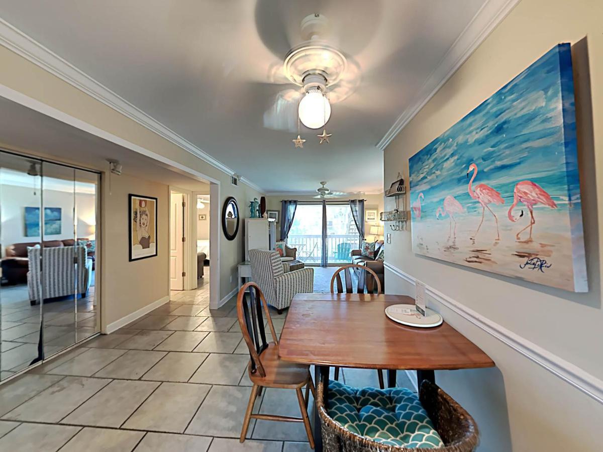 Apartment On The Gulf D1 *