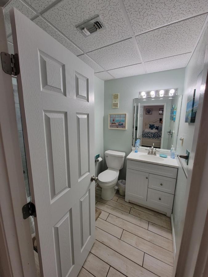 Aparthotel Pensacola, Oceanfront Paradise With Private Pensacola Beach