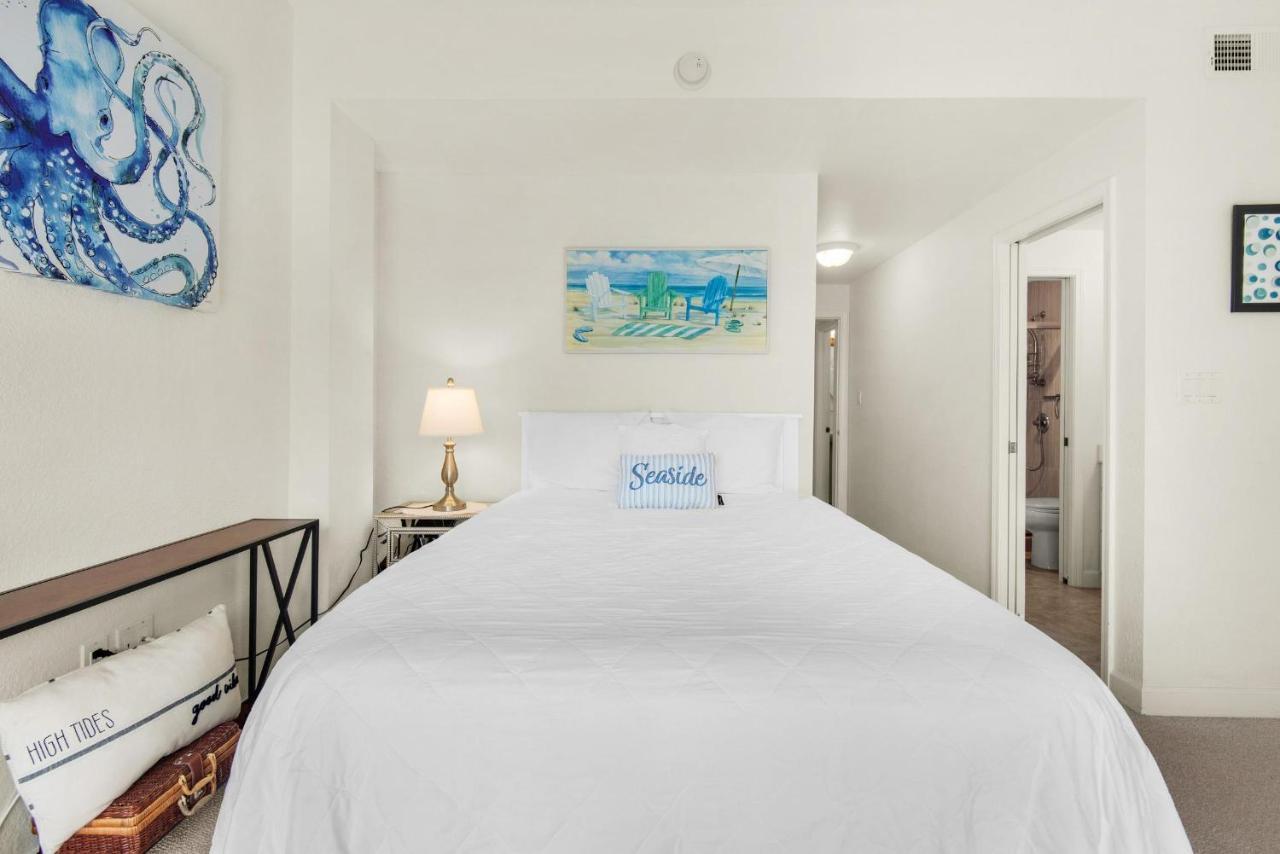 Portside Unit 17 - Life * Pensacola Beach