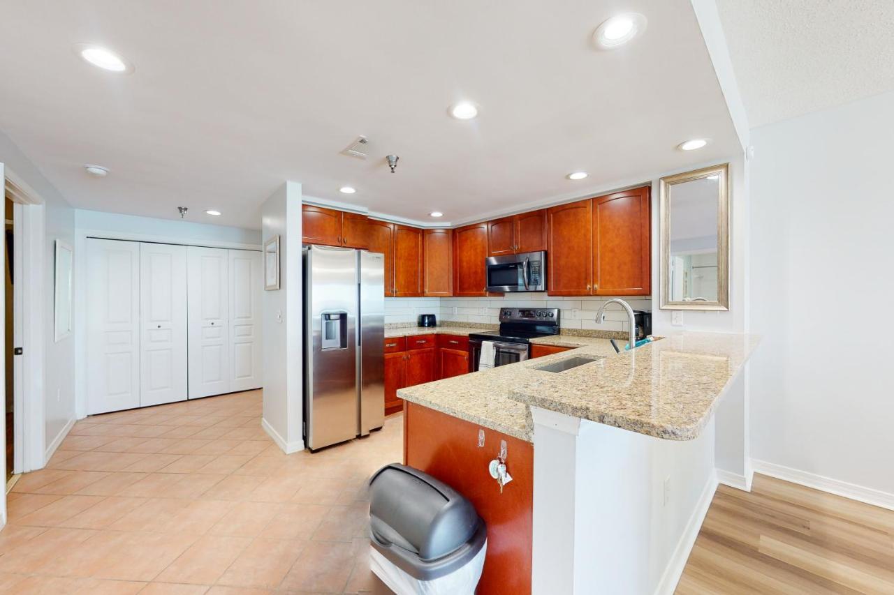 Apartment Emerald Isle 607