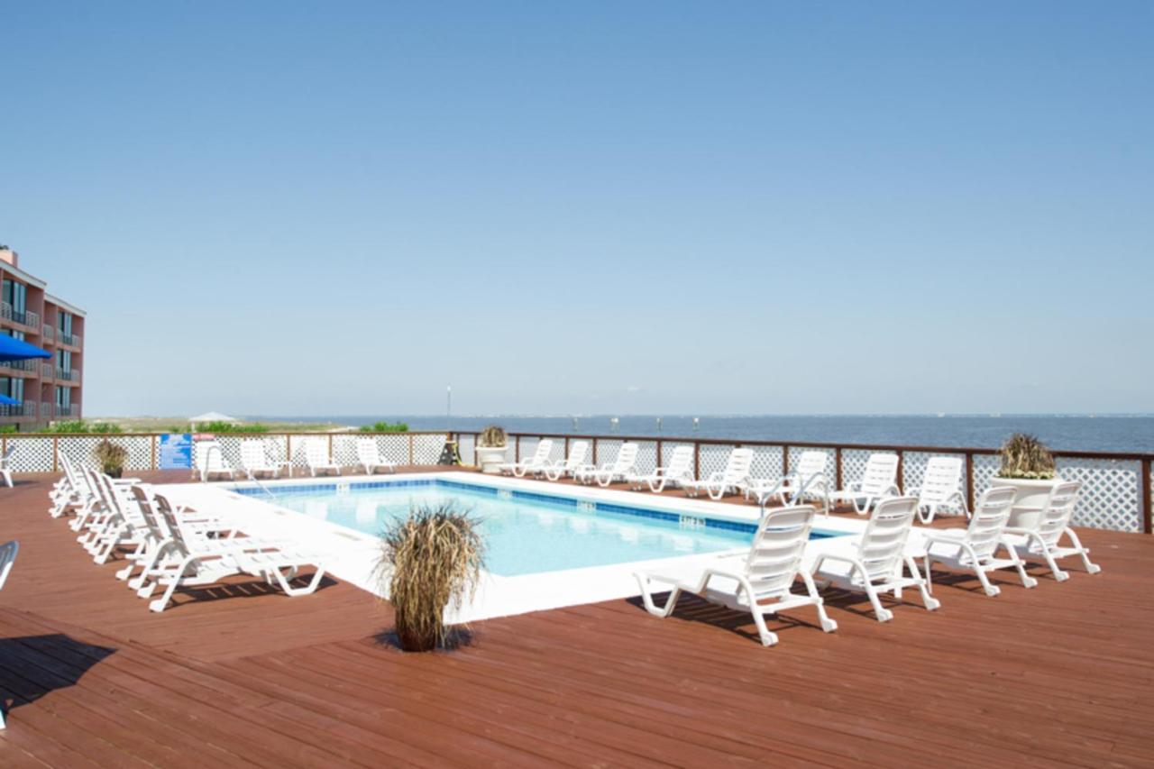 Apartment Palm Club 2-225 Pensacola Beach