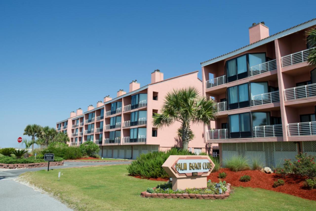 Palm Club 2-225