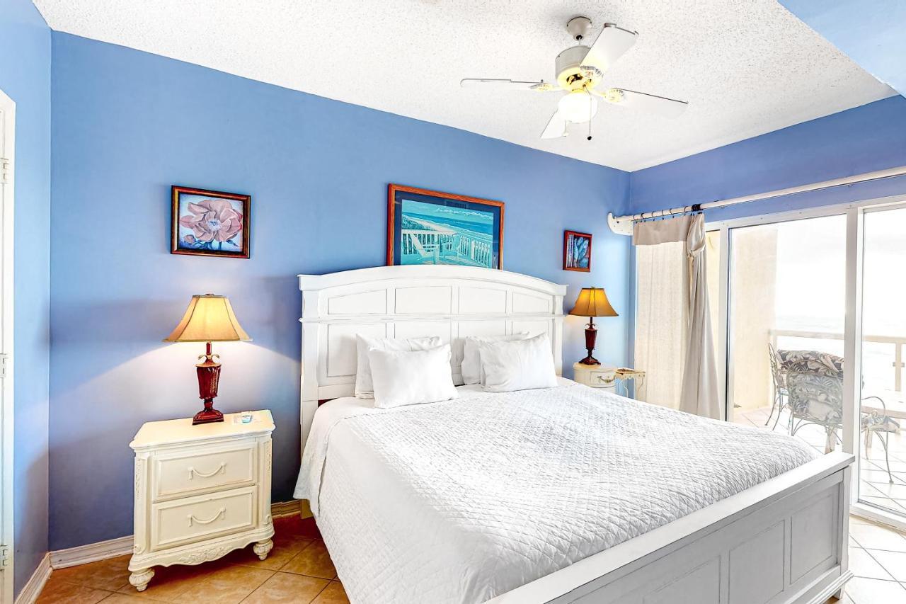 Apartment Emerald Isle 1002