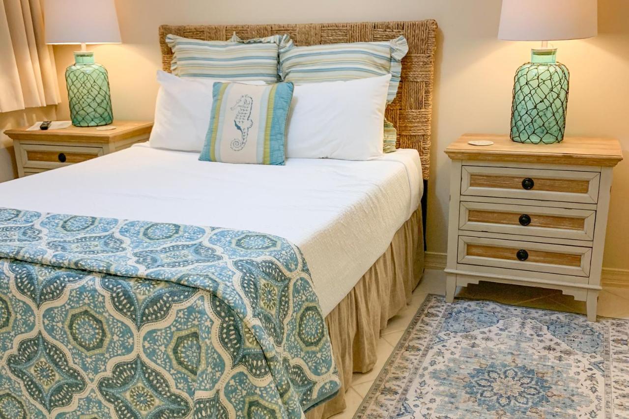 Emerald Isle 1108 Apartment