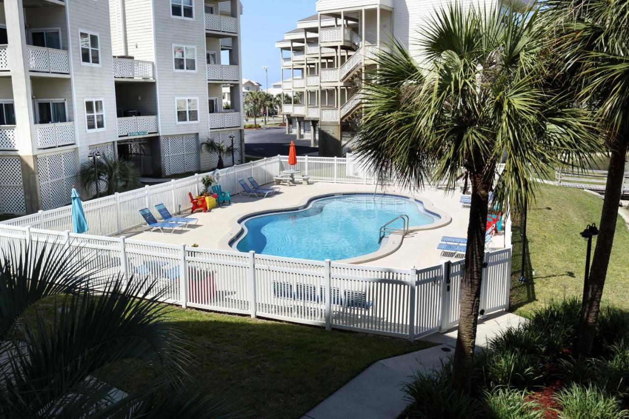 Baywatch F2 * Pensacola Beach