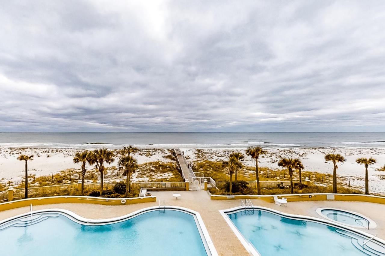 Apartment Emerald Isle 0204 *