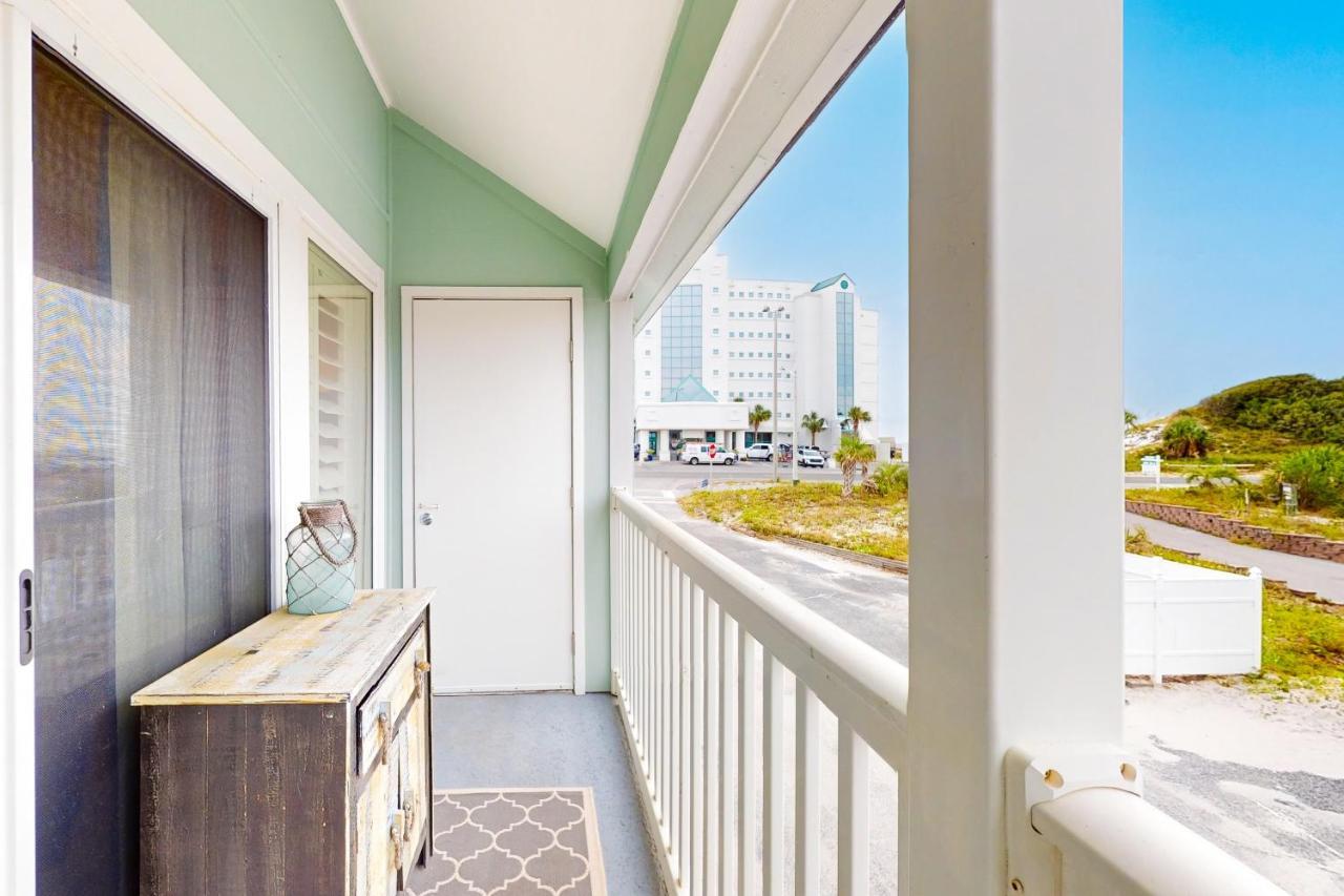Apartment Dollar W202 *