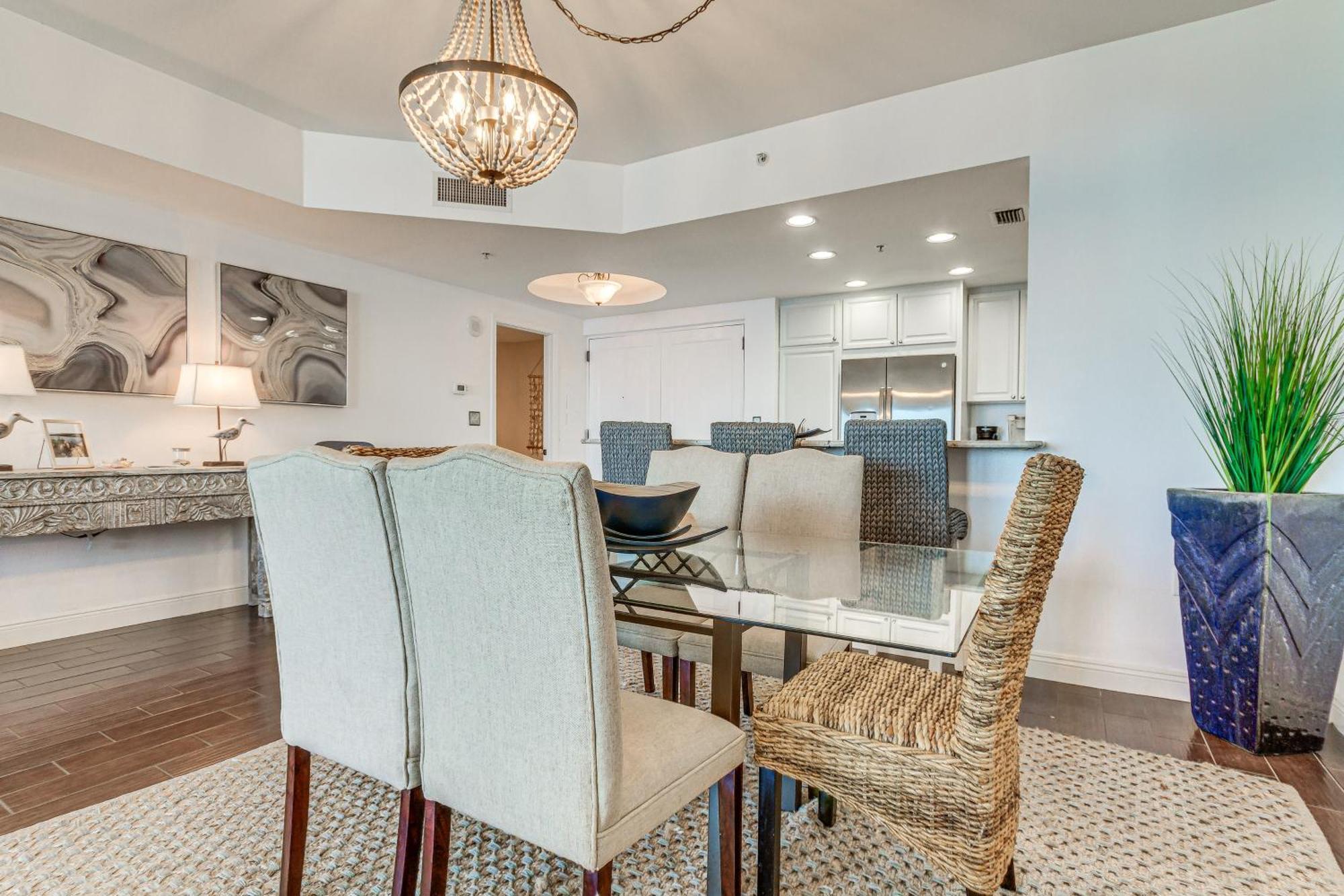 Apartment Exquisite Island Perks And Views! *