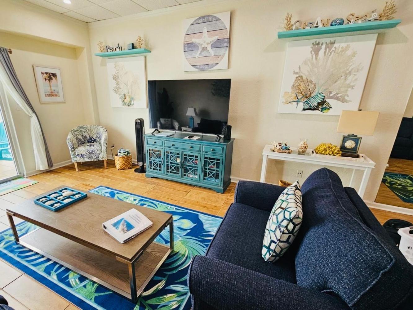 Aparthotel Pensacola, Oceanfront Paradise With Private Pensacola Beach