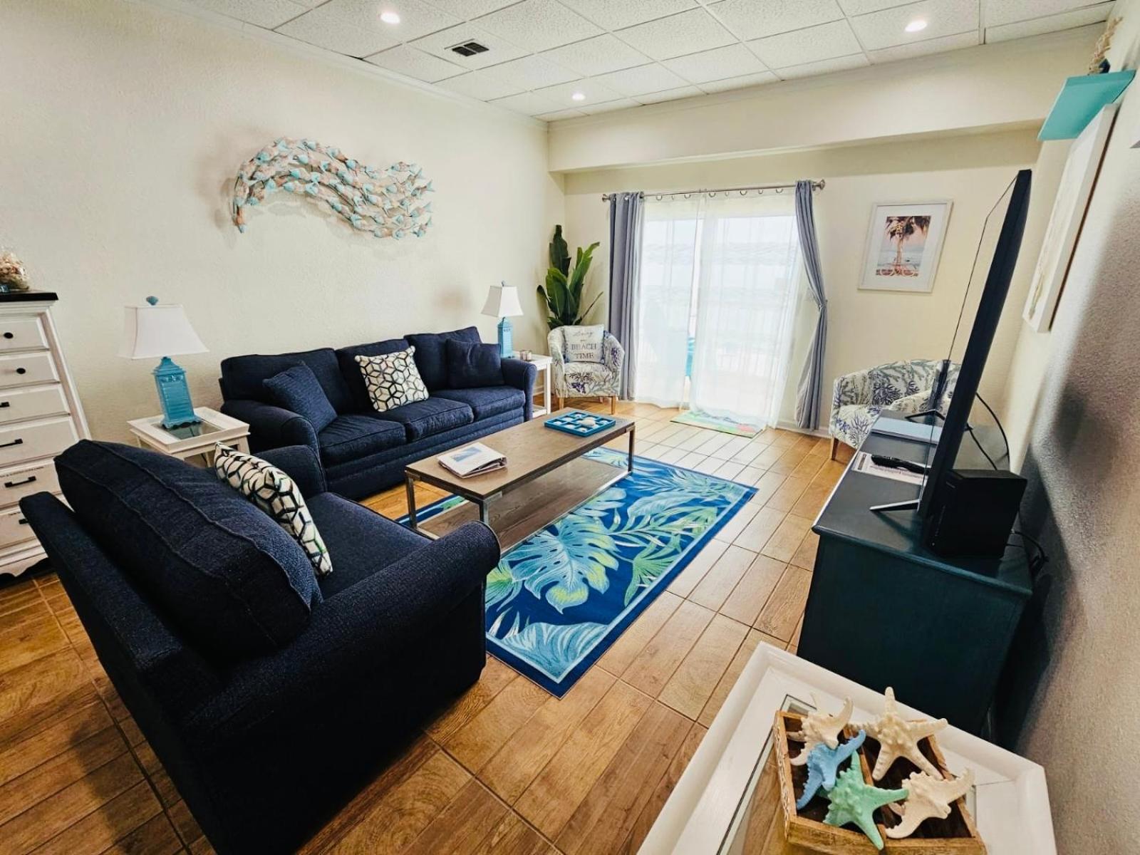 Pensacola, Oceanfront Paradise With Private Aparthotel