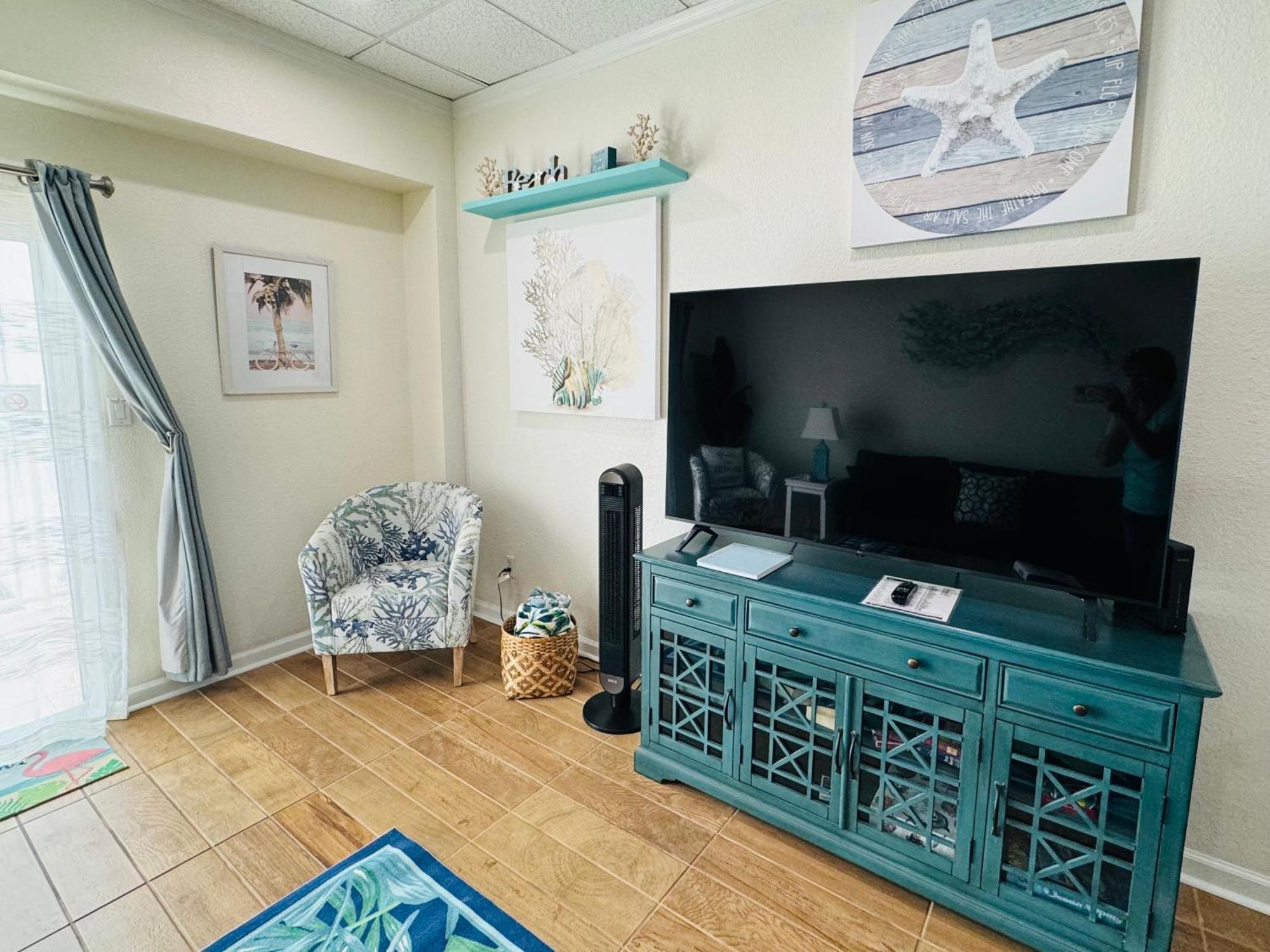 Pensacola, Oceanfront Paradise With Private Pensacola Beach