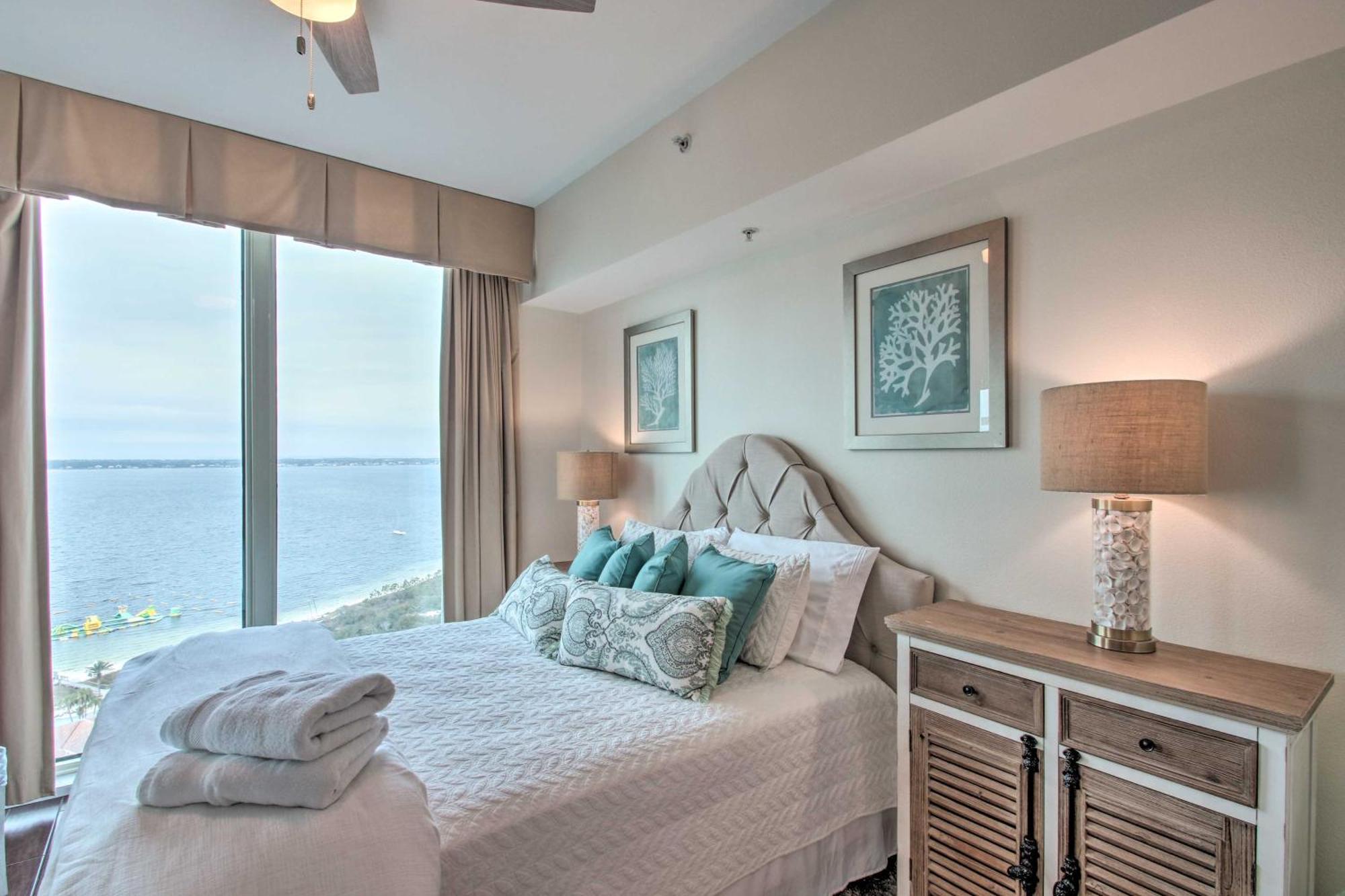 Exquisite Island Perks And Views! Apartment
