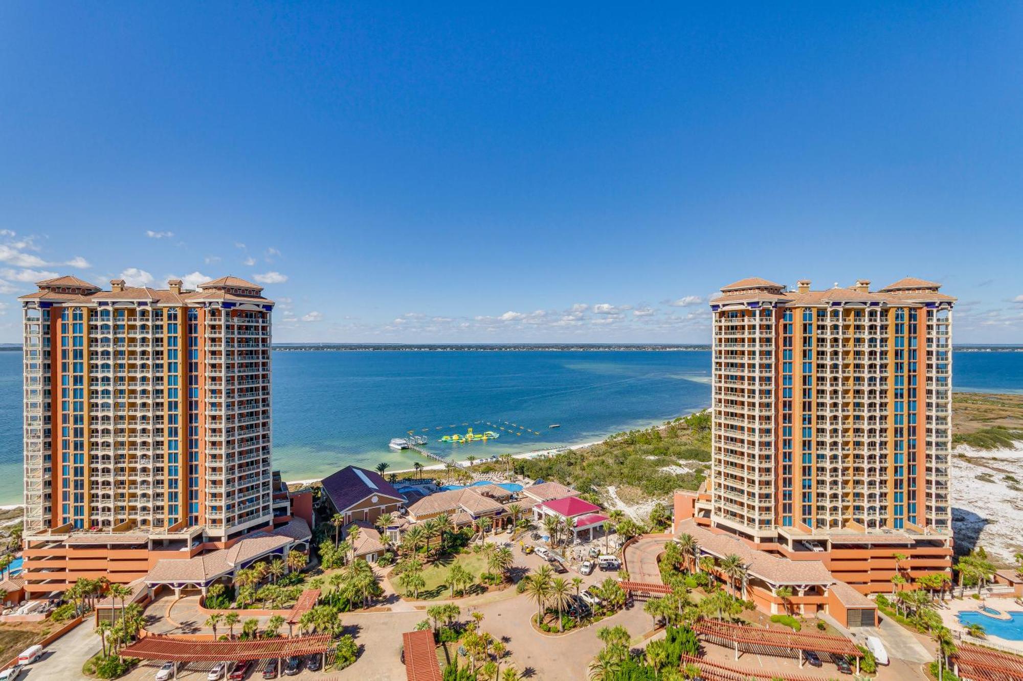 Apartment Exquisite Island Perks And Views!