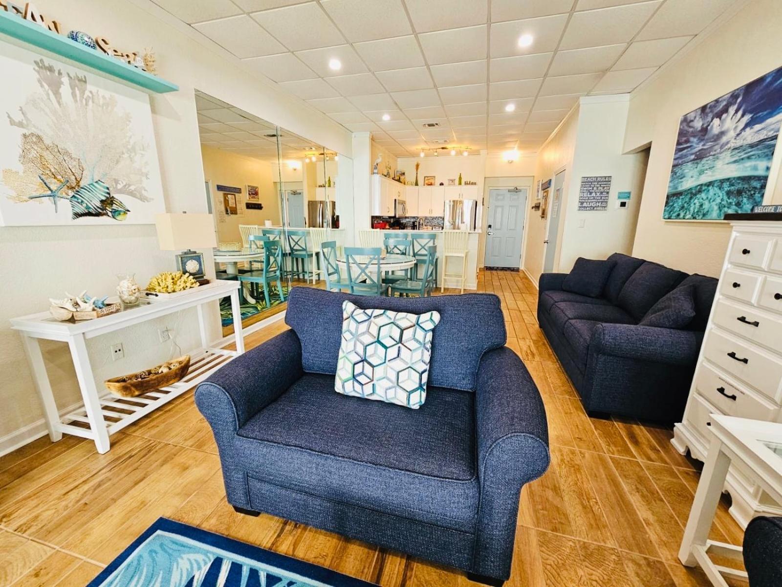 Pensacola, Oceanfront Paradise With Private Aparthotel