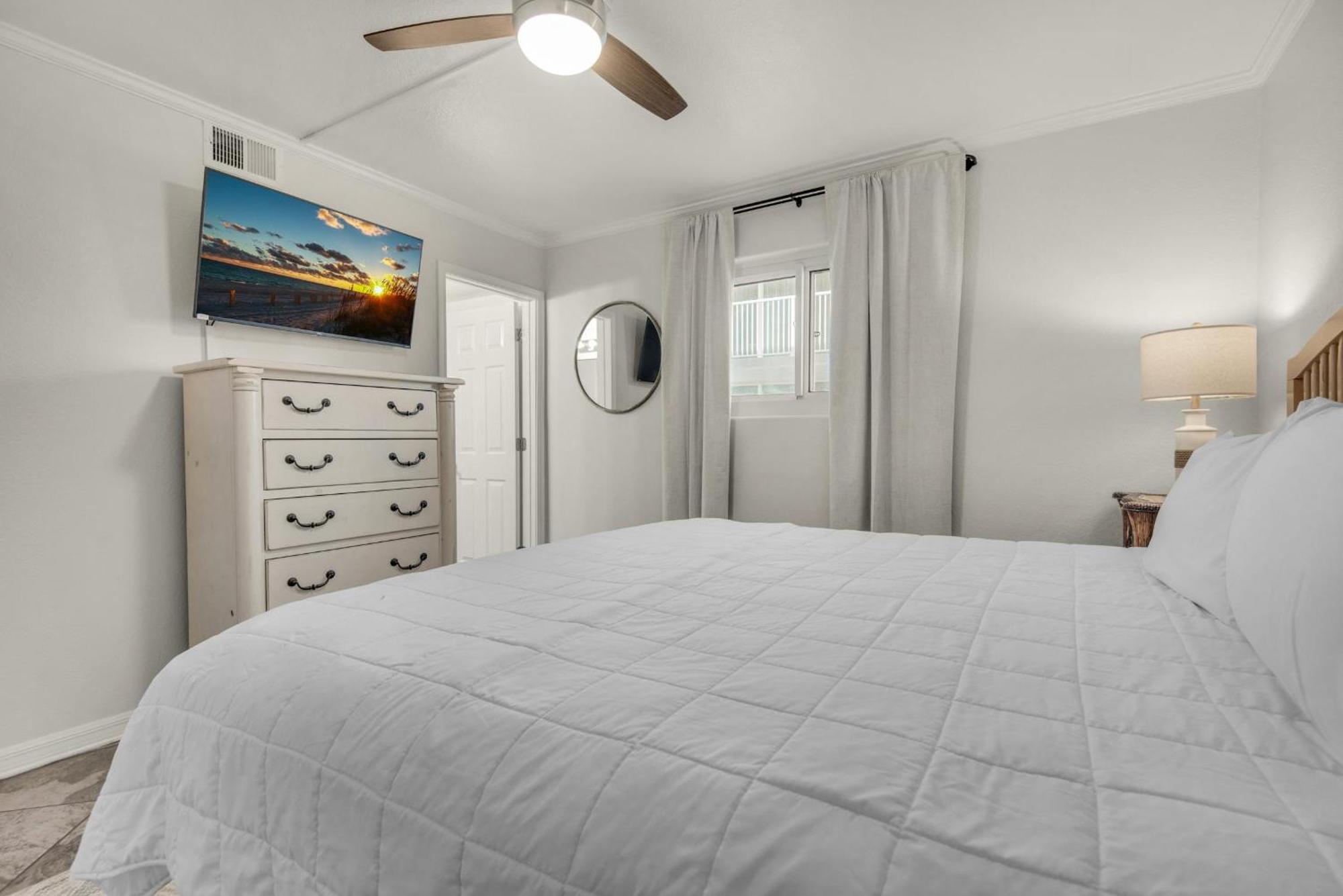 Starboard Village 411 Pensacola Beach