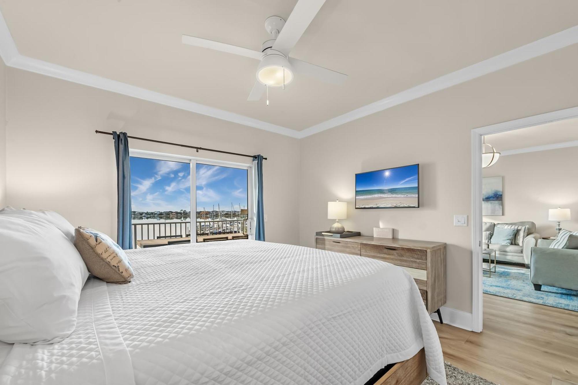 South Harbour Unit 3d * Pensacola Beach