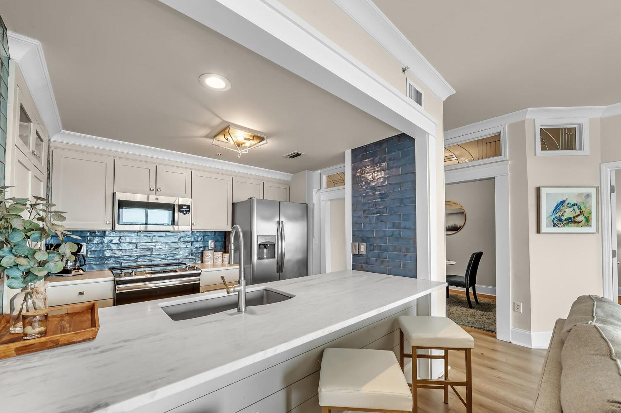 South Harbour Unit 3d * Pensacola Beach