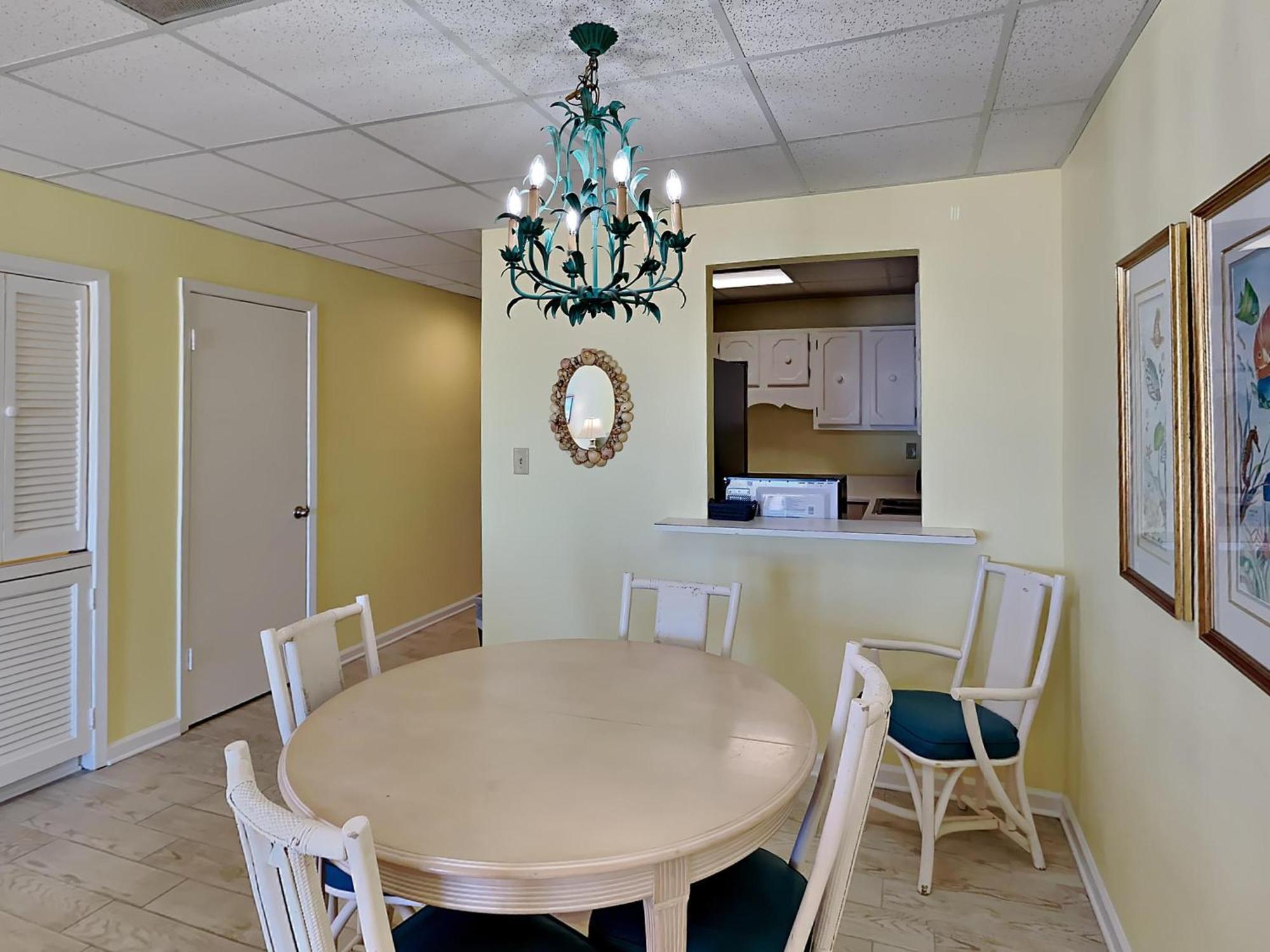 Carefree 108 Apartment Pensacola Beach