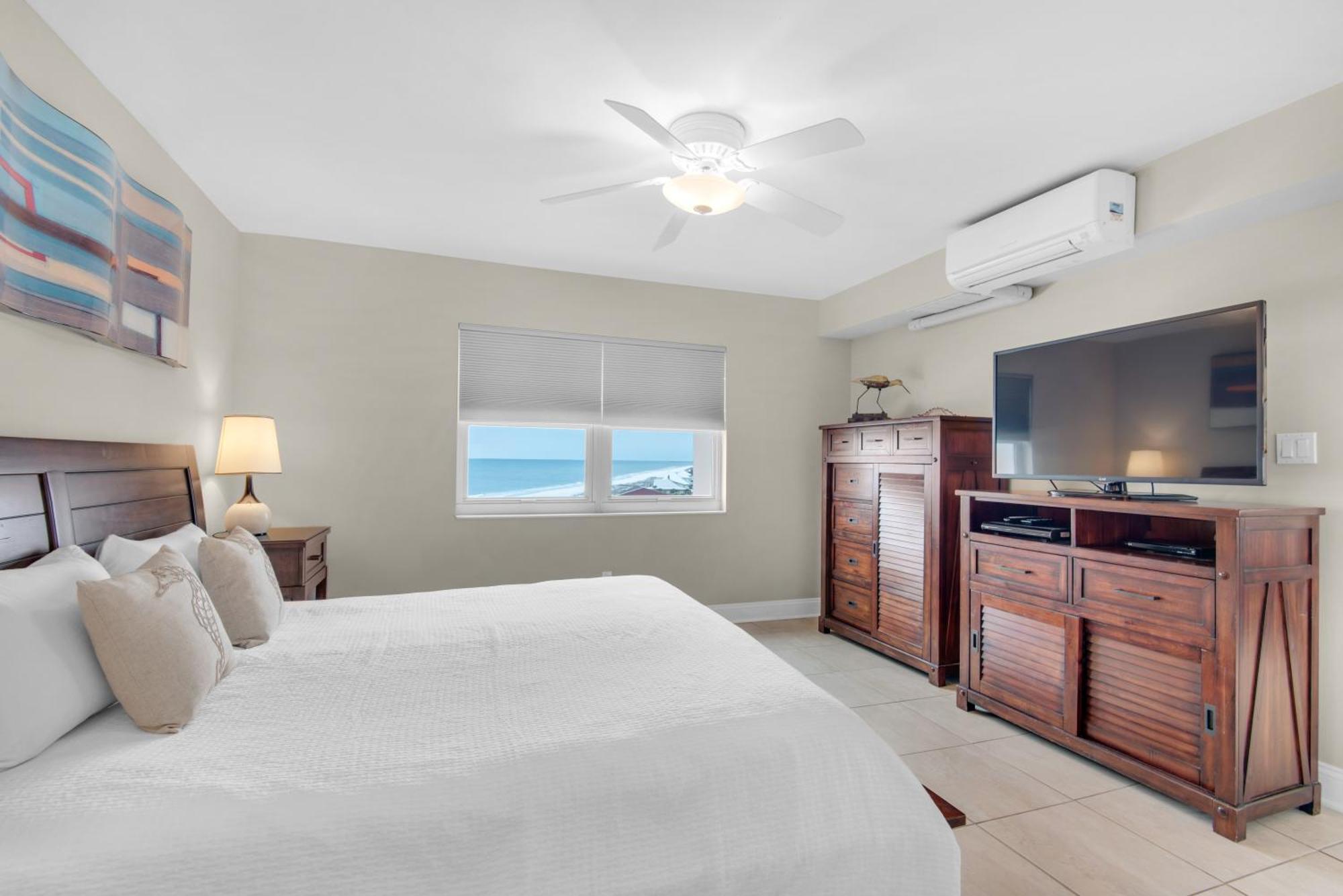 Regency Towers 808 West Apartment