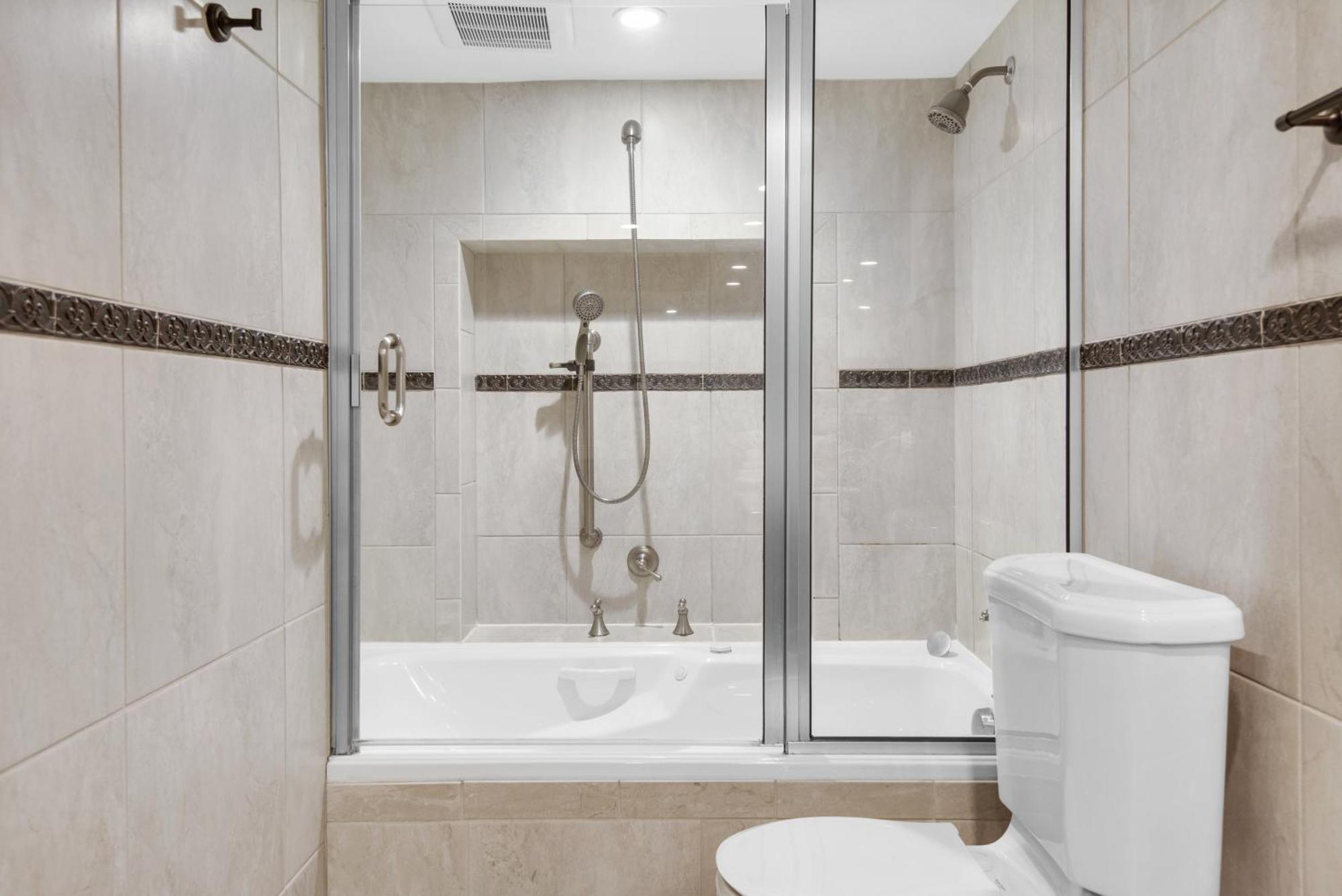 Regency Towers 808 West Apartment *