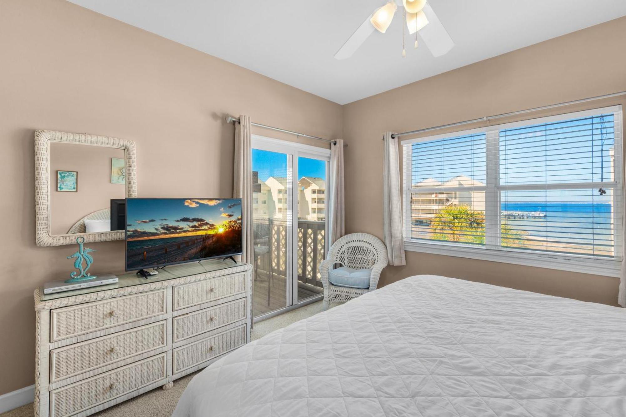 Holiday home Baywatch F8